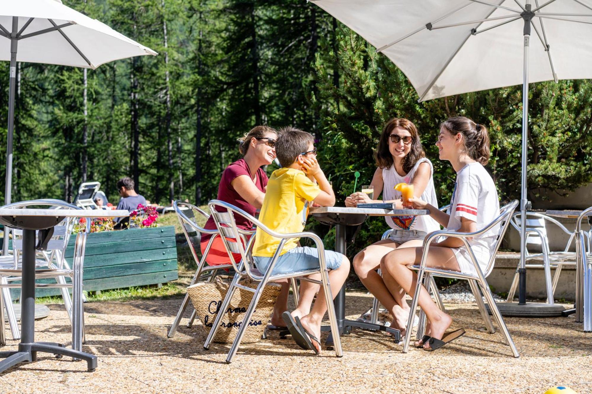 Villages Clubs Du Soleil - Montgenèvre Exteriör bild